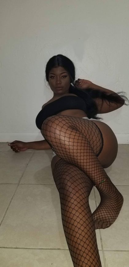 naomilove305 OnlyFans picture