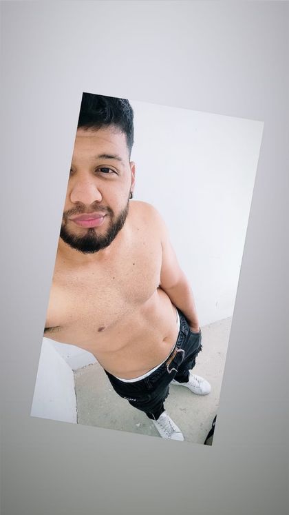 u105333728 OnlyFans picture