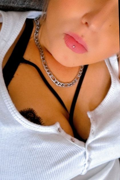 xxxxlizzyxxxx OnlyFans picture