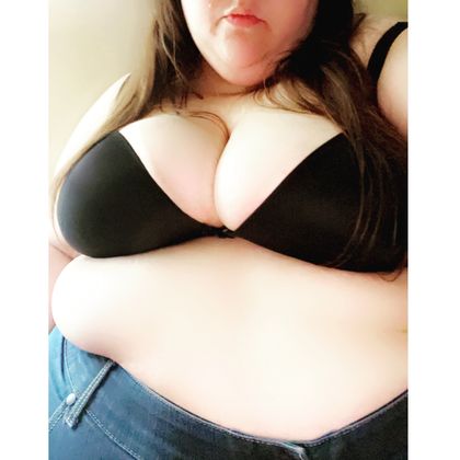 isabellereign OnlyFans picture