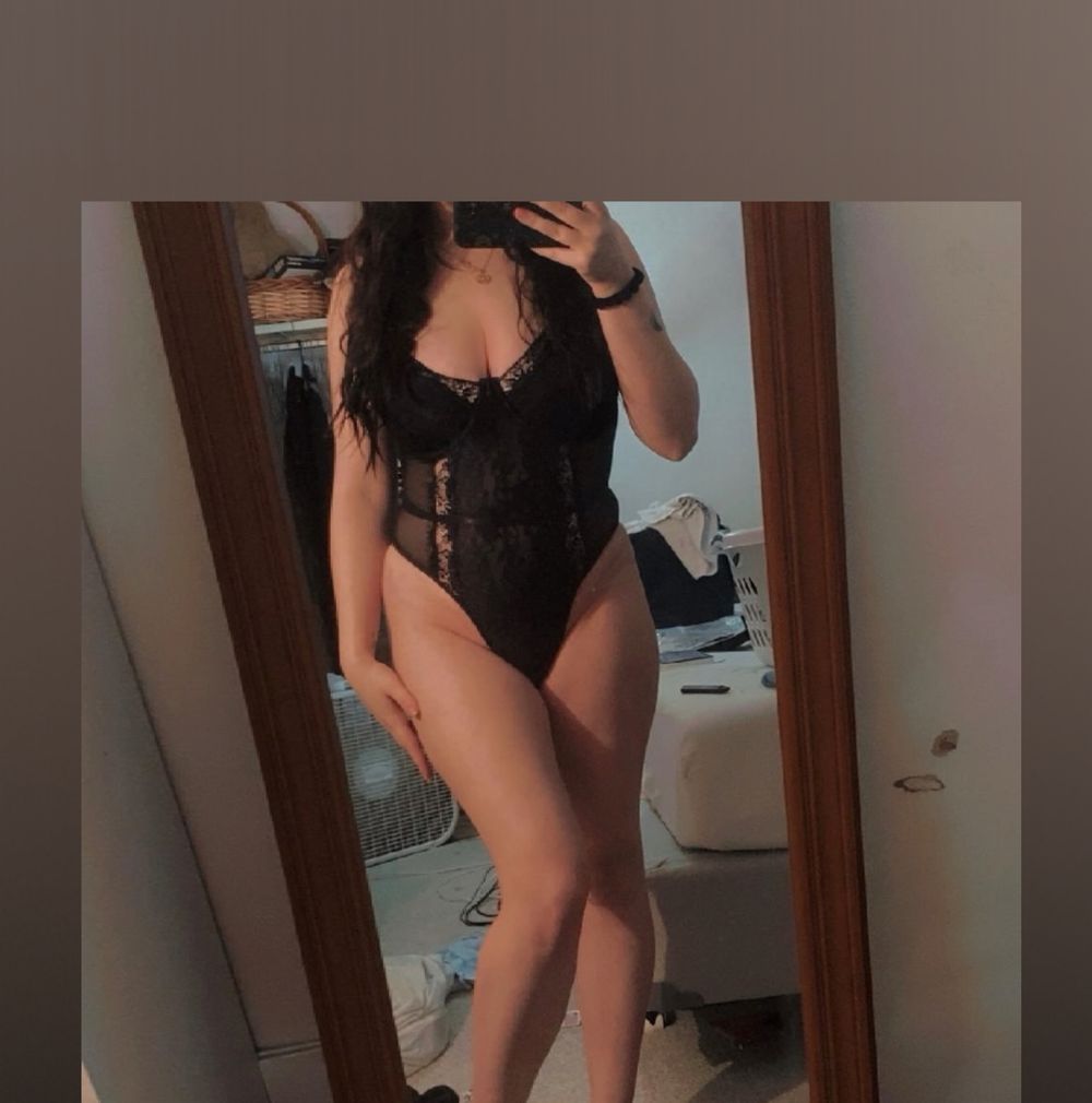 prettylilthxng OnlyFans profile picture
