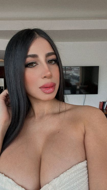 marbustamante OnlyFans picture