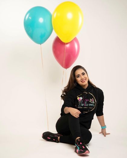 lyna_balloons OnlyFans picture