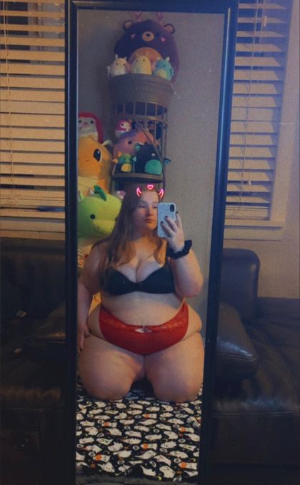 squishgalore214 OnlyFans picture