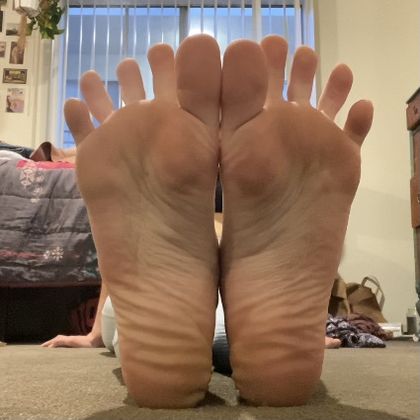 princessbellafeet OnlyFans picture