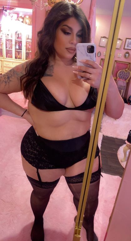 alleyezonmee OnlyFans picture