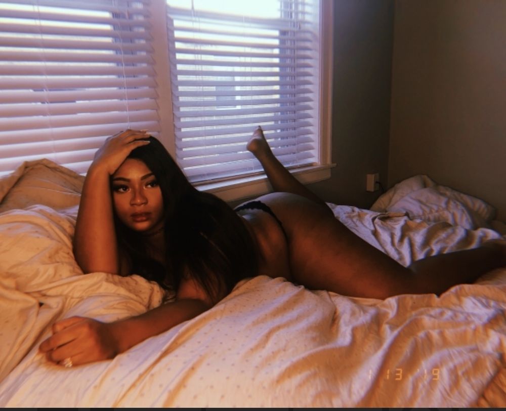 yashauniverse OnlyFans profile picture