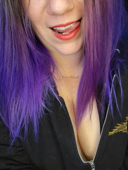 vixxxenhotwife OnlyFans picture