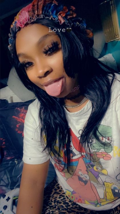 hazelyumi OnlyFans picture
