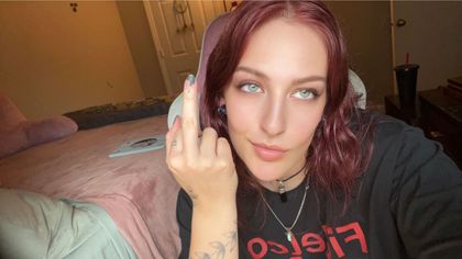 chxrryvelvet OnlyFans picture