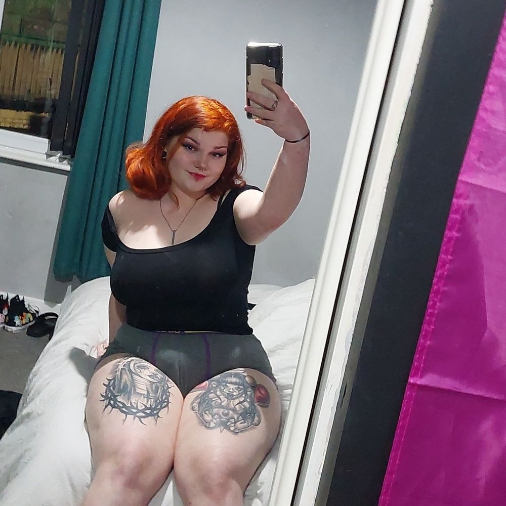 pill0w.princ3ss OnlyFans profile picture