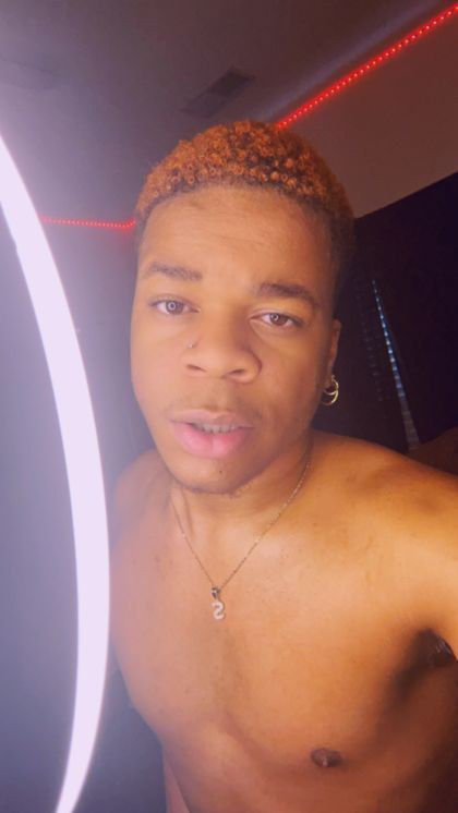 thedeluxxeshow OnlyFans picture