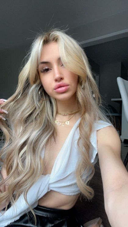 rorisplaydiary OnlyFans picture