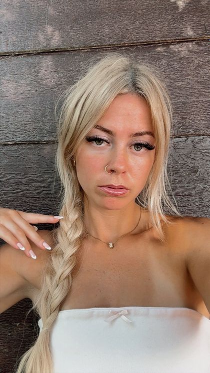 emilyann22 OnlyFans picture