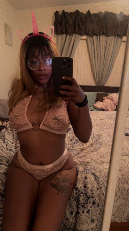 lovelyanneee OnlyFans picture