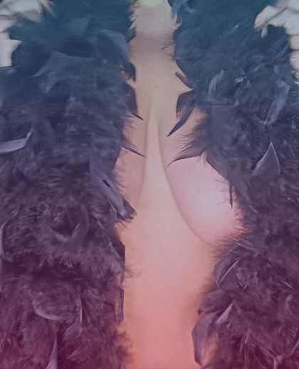 double.deena OnlyFans picture