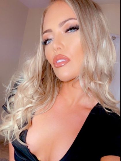 jennastjames OnlyFans picture