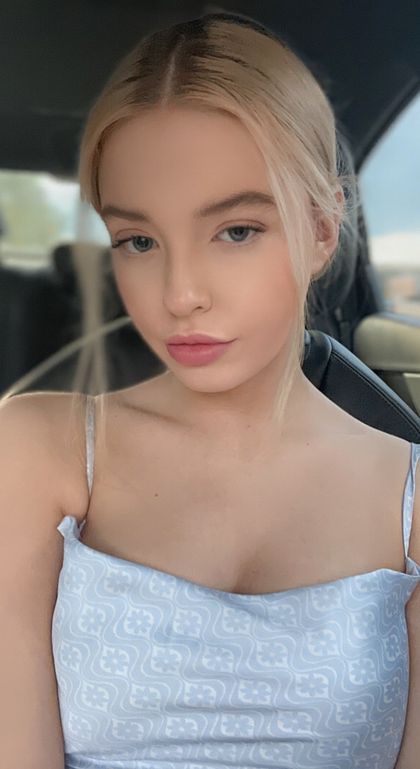 sophiaraefree OnlyFans picture