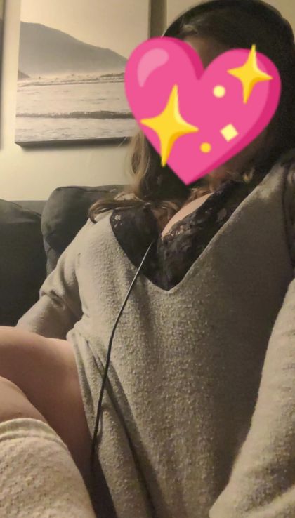 curv.yqueen OnlyFans picture