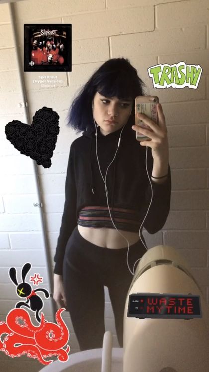 zombie.grrrrl OnlyFans picture