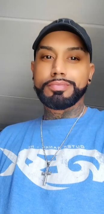 ernieboi2019 OnlyFans picture