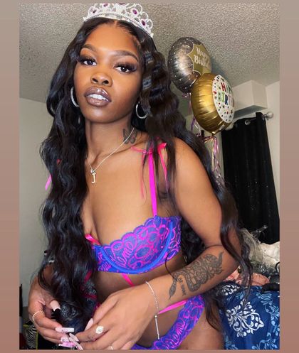 queensizedgal OnlyFans picture