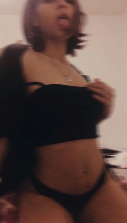 estellan OnlyFans picture
