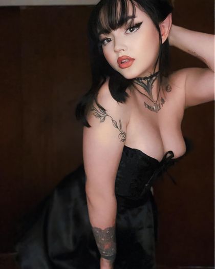 yeliquinn OnlyFans picture