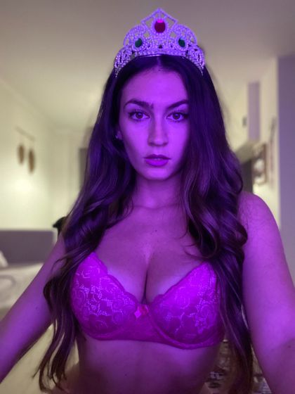 b_queen_b OnlyFans picture