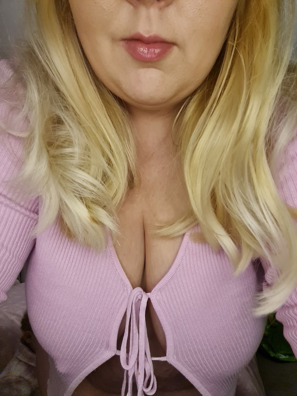 bigbuttpetitefeet OnlyFans profile picture