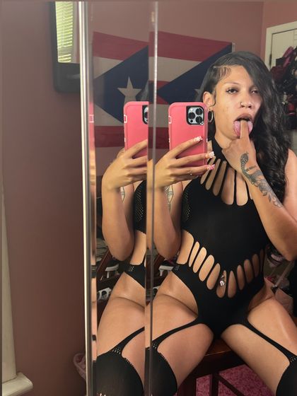 kiiwee OnlyFans picture