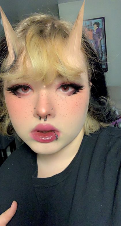 lovelyloser19 OnlyFans picture