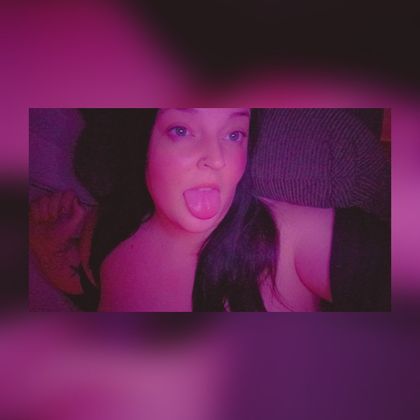 thatoneguyswife2 OnlyFans picture