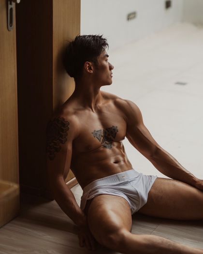 vincenthong OnlyFans picture