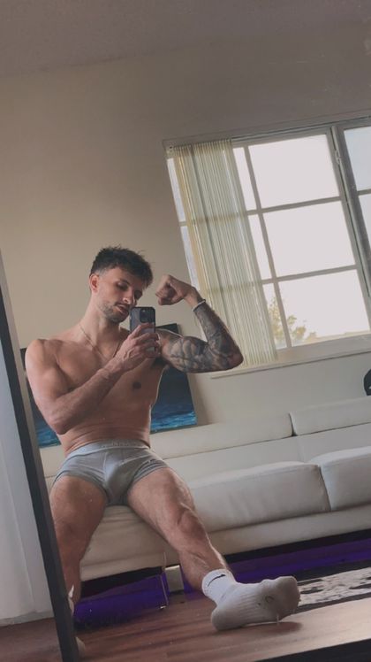 papijakey OnlyFans picture