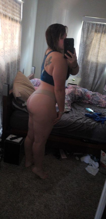 bigbootyybeth OnlyFans picture
