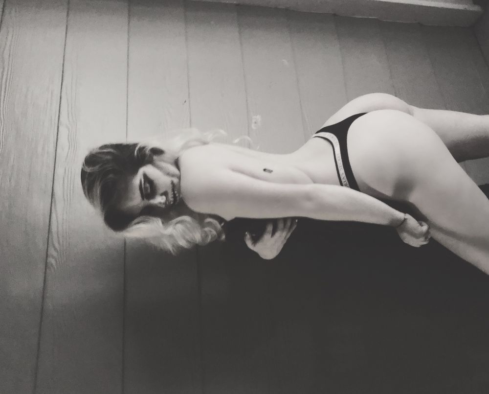 lana.xxx.loveless OnlyFans profile picture
