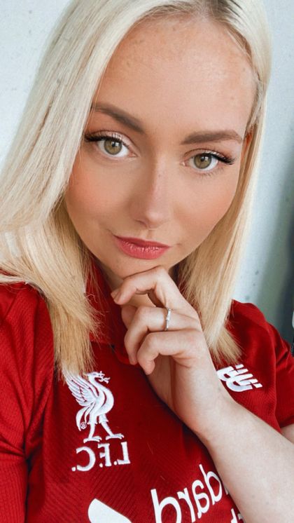 Best Hot Blondebaby_ OnlyFans Accounts | FansMetrics.com