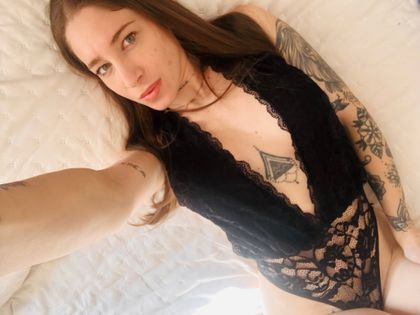 tinasgame OnlyFans picture