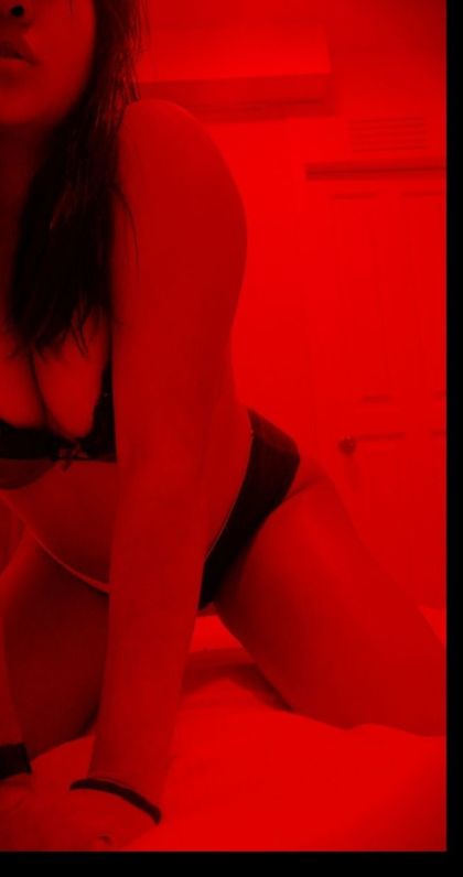 monrogirls4 OnlyFans picture