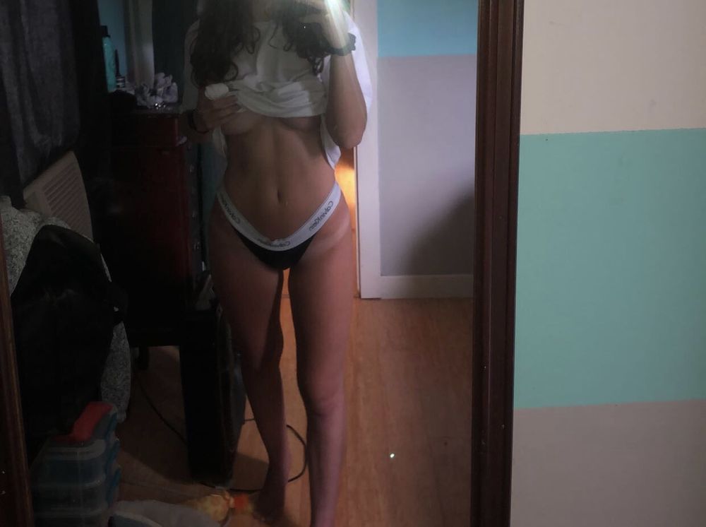 redroses_75 OnlyFans profile picture