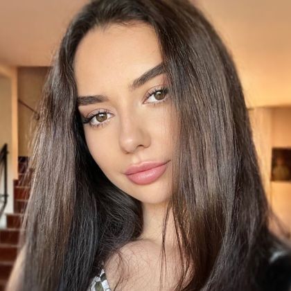 Best Hot Anastasia_dabs OnlyFans Accounts | FansMetrics.com