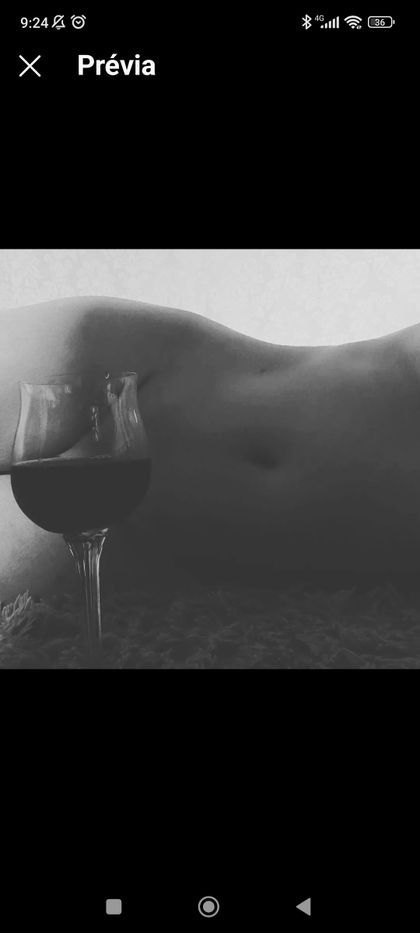 woman_and_wine OnlyFans picture