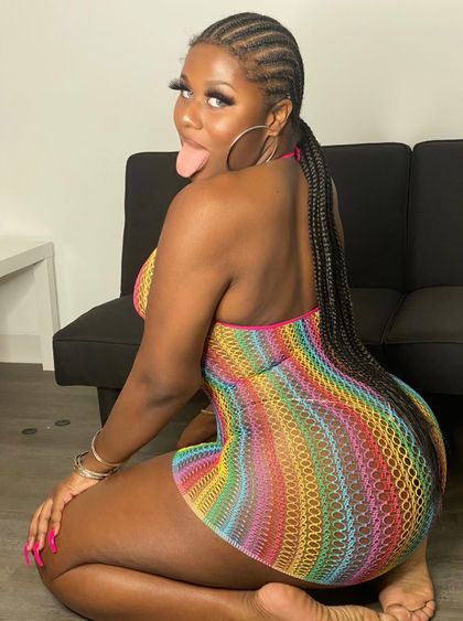 adriennaava OnlyFans picture