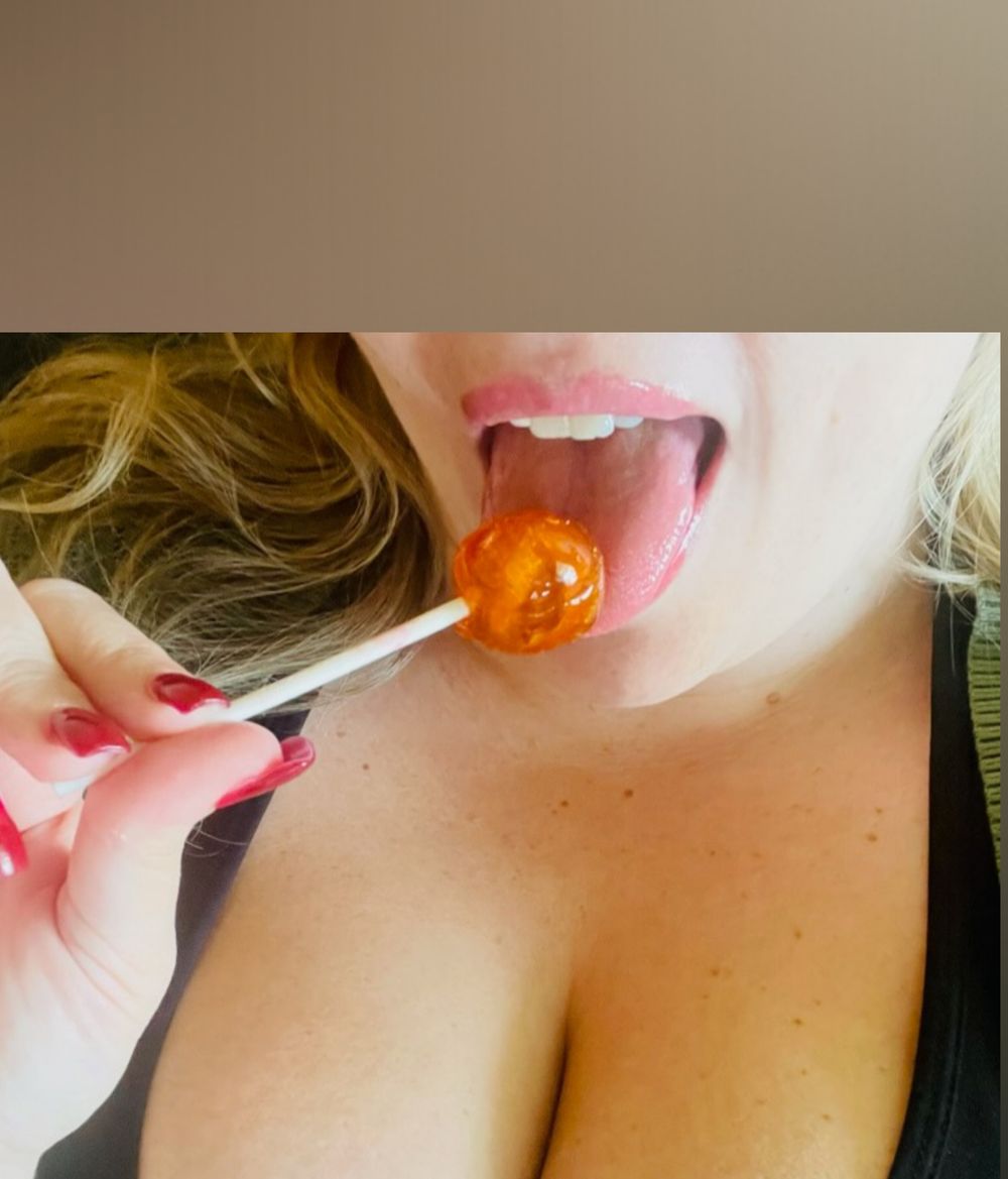 tinagoingwild OnlyFans profile picture