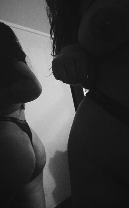 the-queen-red OnlyFans picture