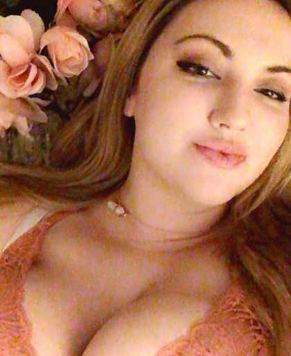 lizzybabyx3 OnlyFans picture