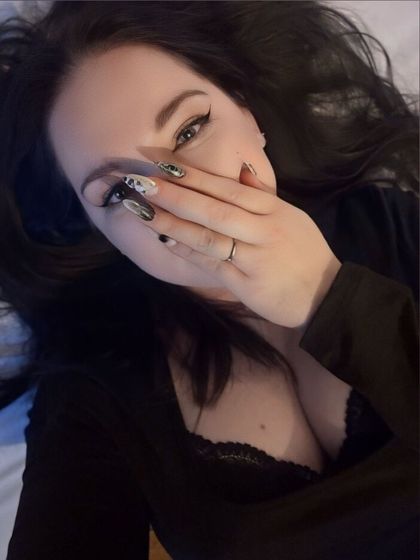 tapetitecassie OnlyFans picture