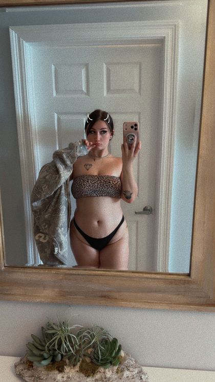 isilamackenzie OnlyFans picture