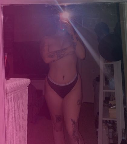 honey.beeee OnlyFans picture